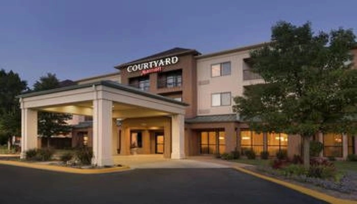 photo 1 of Courtyard Peoria