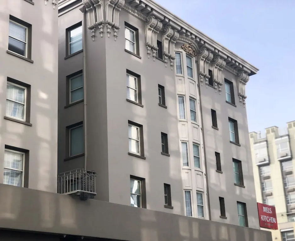 photo 1 of Courtyard San Francisco Downtown/Van Ness Ave.