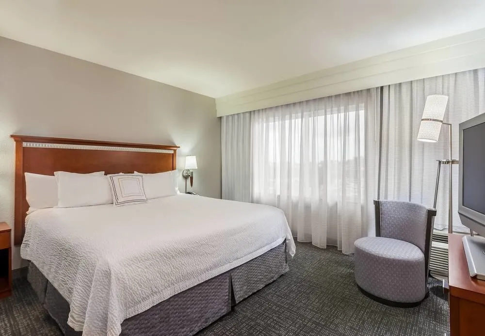 photo 1 of Courtyard by Marriott Sarasota Bradenton Airport