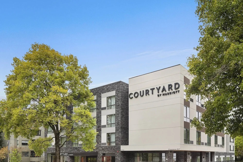 photo 1 of Courtyard Seattle Northgate
