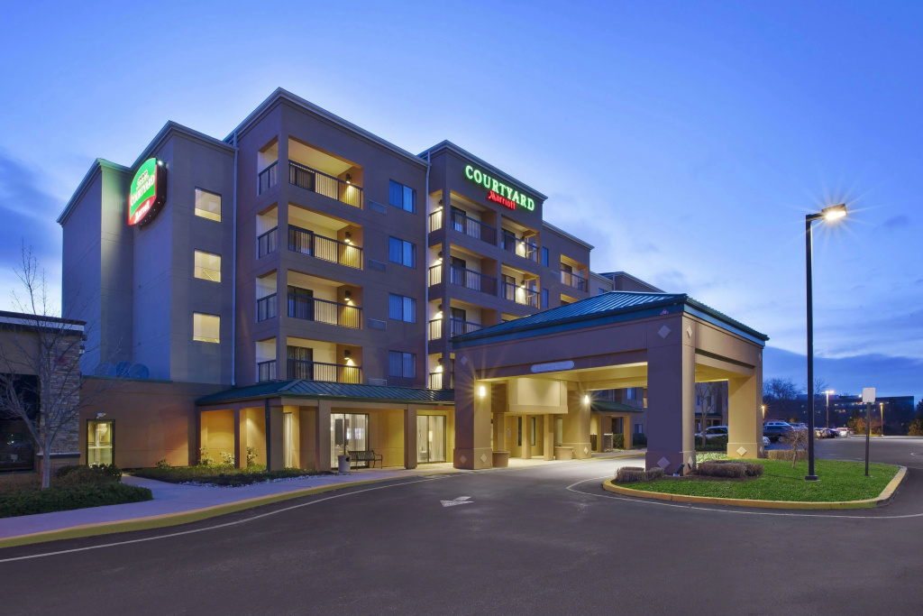 photo 1 of Courtyard Somerset by Marriott