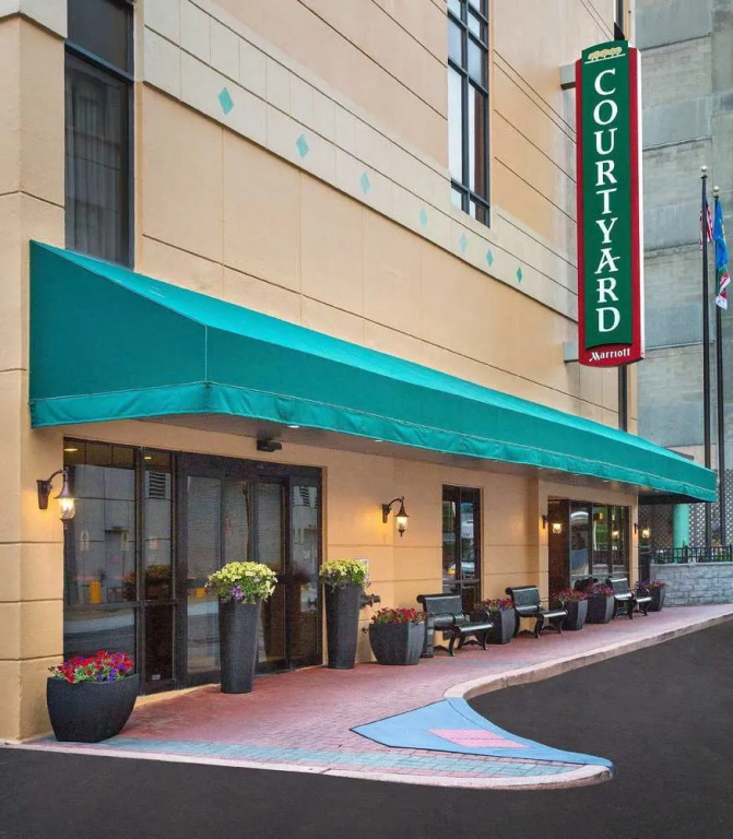 photo 1 of Courtyard Wilmington Downtown