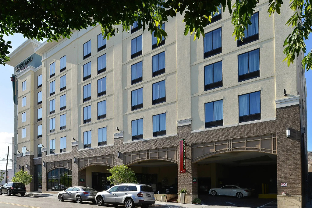 photo 1 of Courtyard by Marriott Wilmington Downtown/Historic District