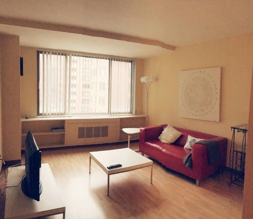 photo 1 of Cozy 1BR Rosslyn Apt with a View