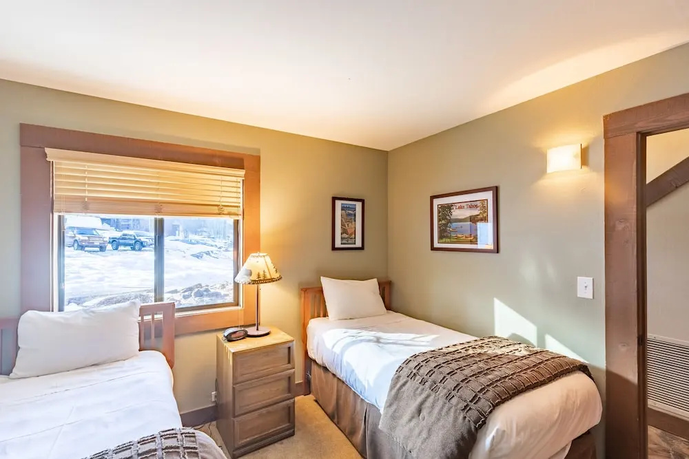 photo 1 of Cozy Aspen Grove 2 bed 2 bath by RedAwning Save 10% on 3 Nights, 15% on 5 Nights!