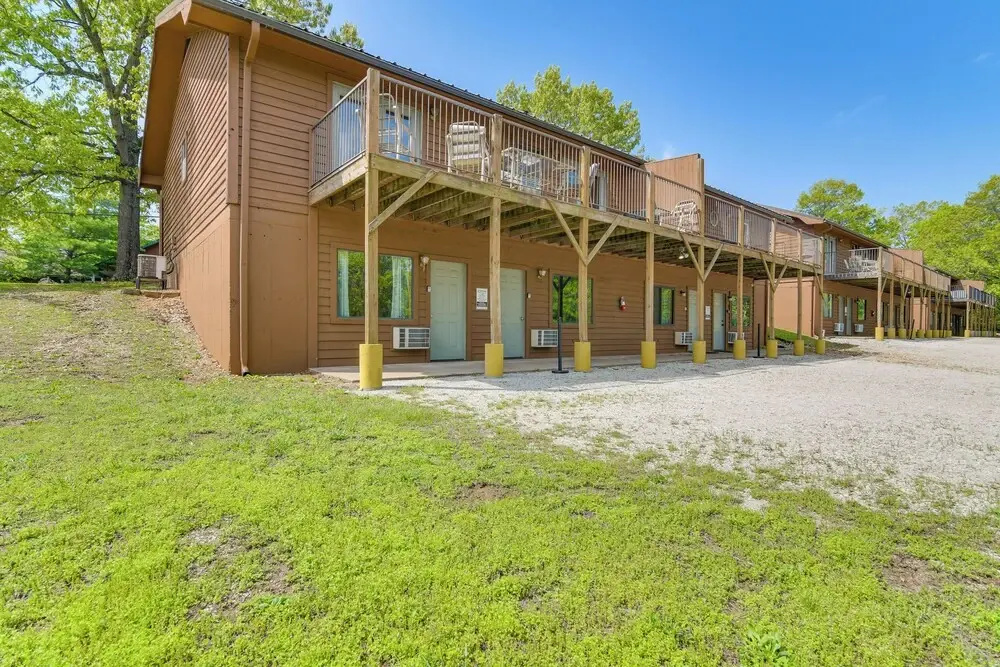 photo 1 of Cozy Branson Townhome 1 Mi to Silver Dollar City!