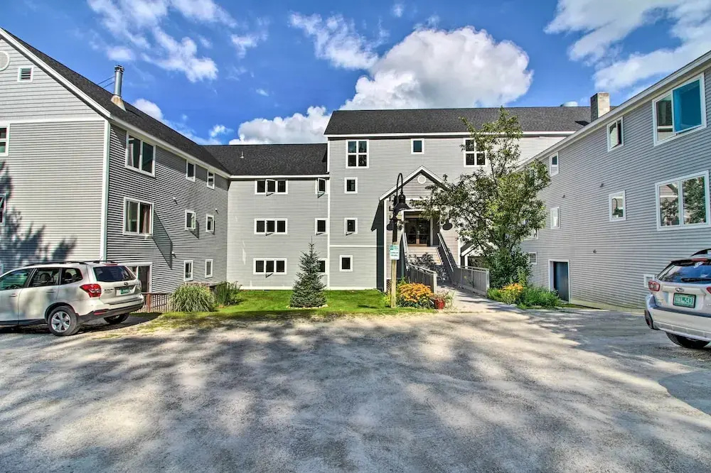 photo 1 of Cozy Condo w/ Magic Mountain Ski-in Access!