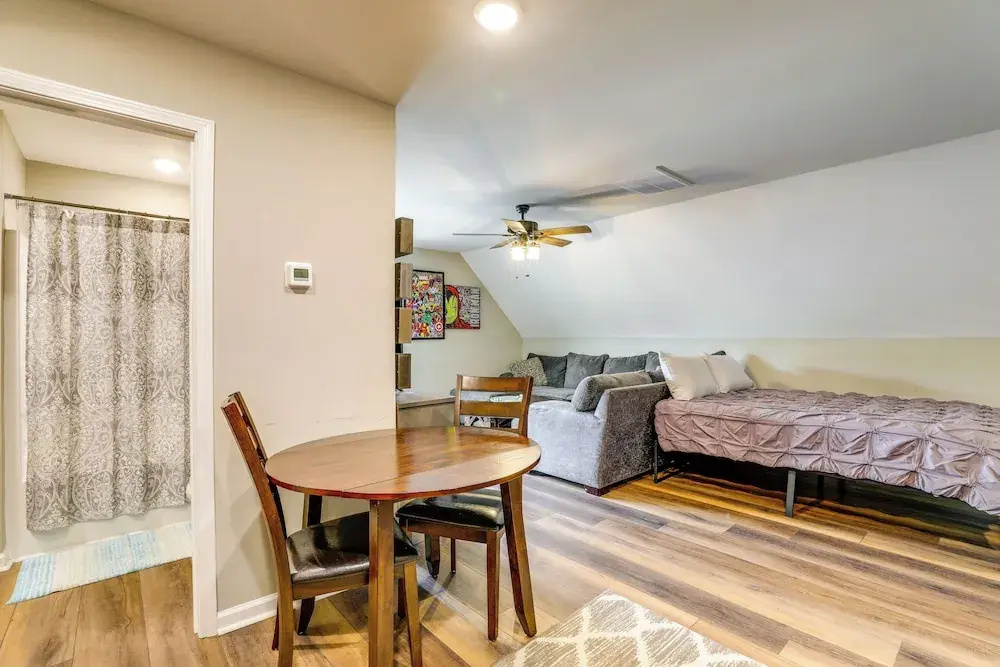 photo 1 of Cozy Covington Studio Rental Near Historic Square!