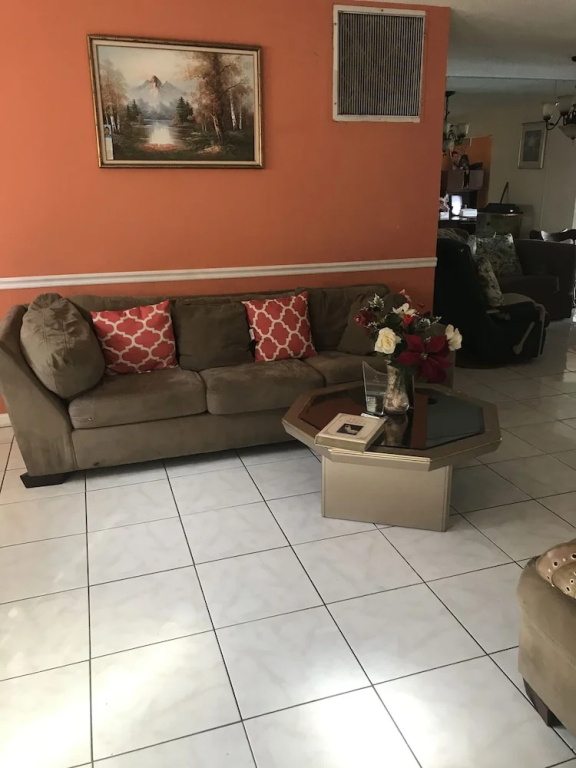 photo 1 of Cozy Guest House Florida Tamarac