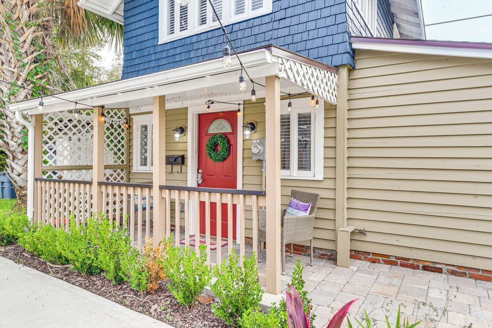 photo 1 of Cozy Jacksonville Cottage, Walkable Location!