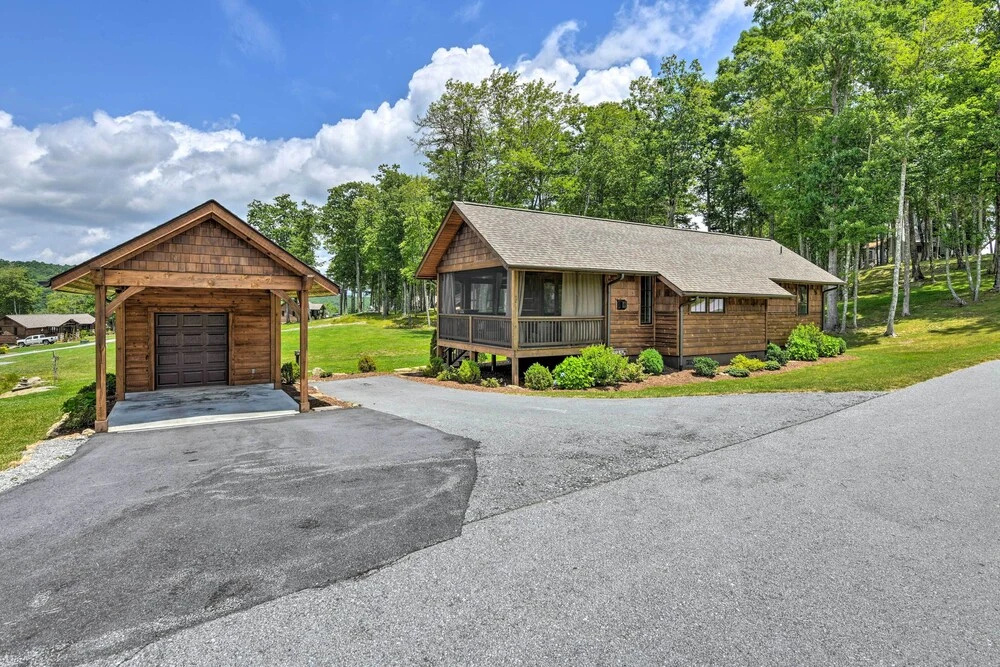 photo 1 of Glenville Mountain Cottage w/ Fire Pit & Deck!