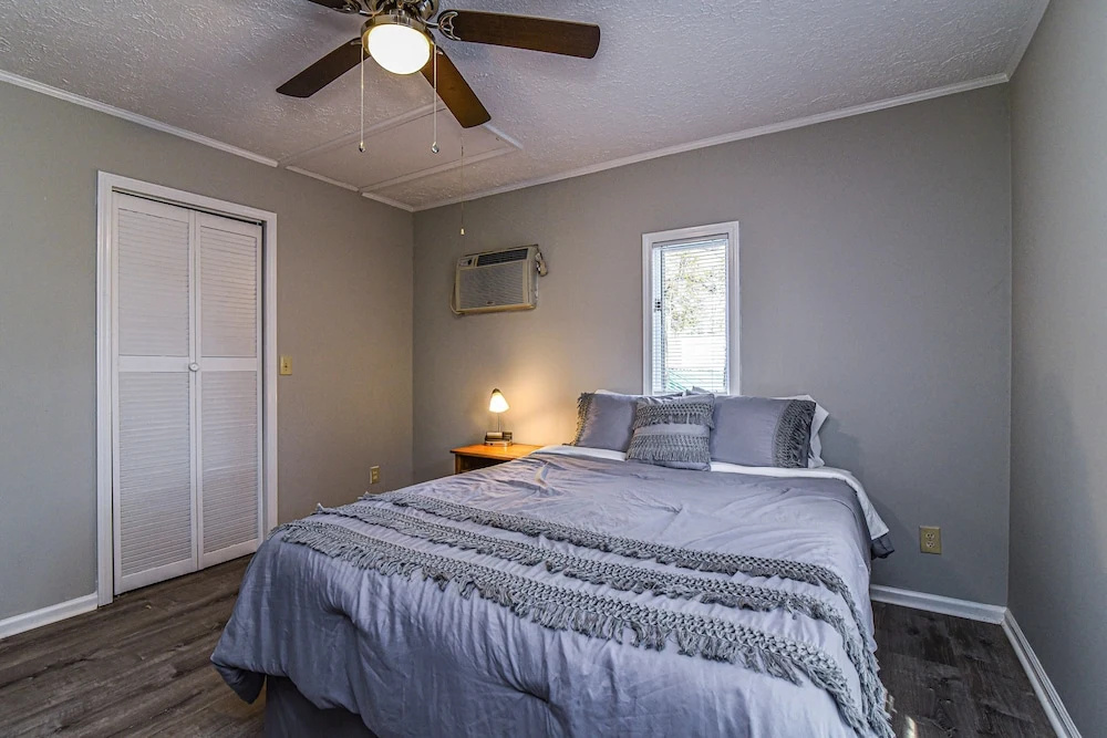photo 1 of Cozy Mtn. Getaway in South Asheville