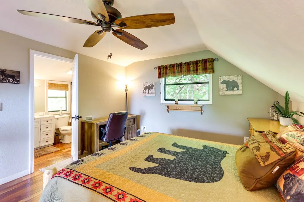 photo 1 of Cozy Murphy Cabin w/ Decks & Mountain Views!