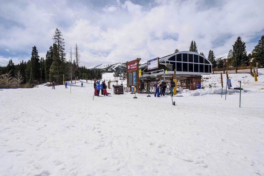photo 1 of Cozy Ski-in/ski-out Breckenridge Condo: Mtn Views!