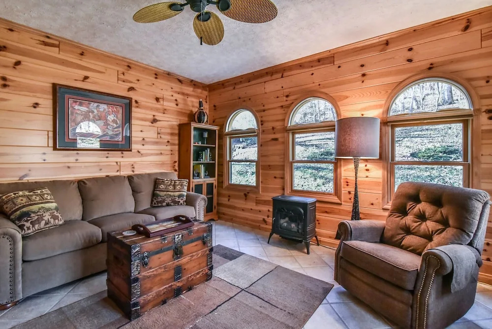 photo 1 of Creekside Cottage Star 5 Vacations