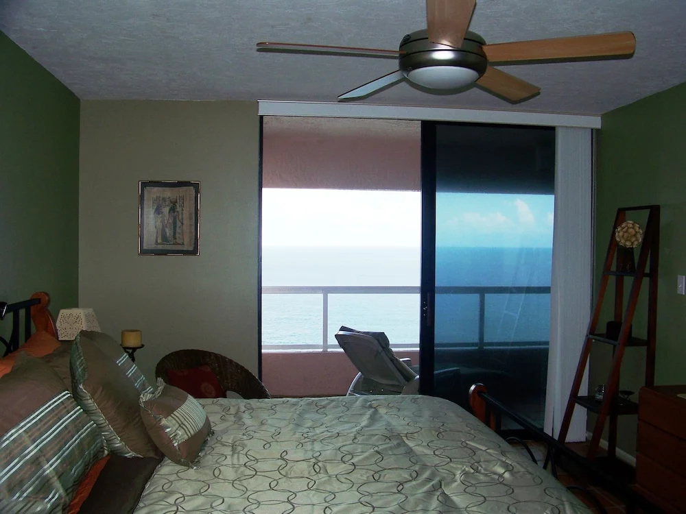 photo 1 of Crescent Beach Club 14C Apartment