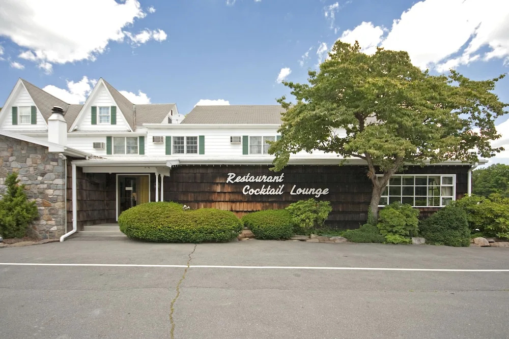 photo 1 of Crescent Lodge and Country Inn - Adults Only