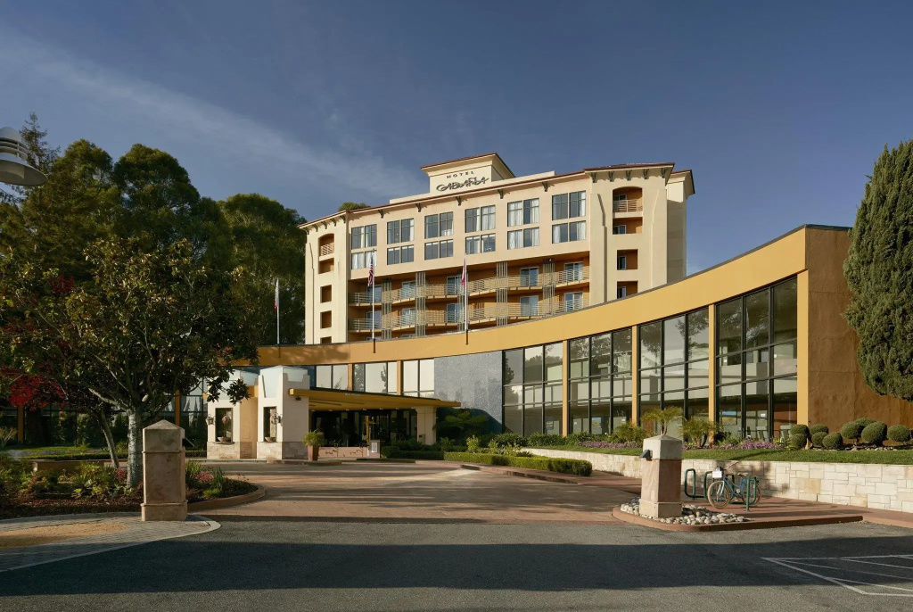 photo 1 of Crowne Plaza Cabana, Palo Alto by IHG