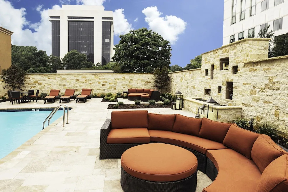 photo 1 of Crowne Plaza Charlotte Uptown