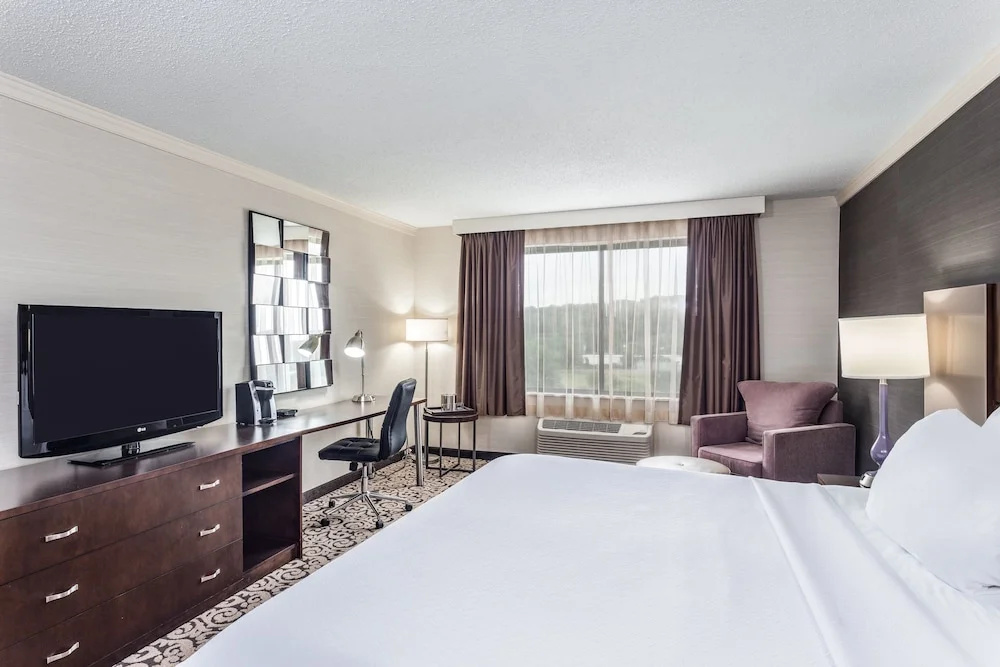 photo 1 of Crowne Plaza Danbury