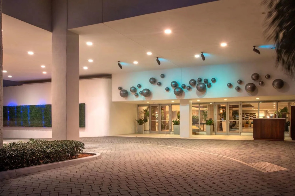 photo 1 of Doubletree Resort by Hilton Hollywood Beach
