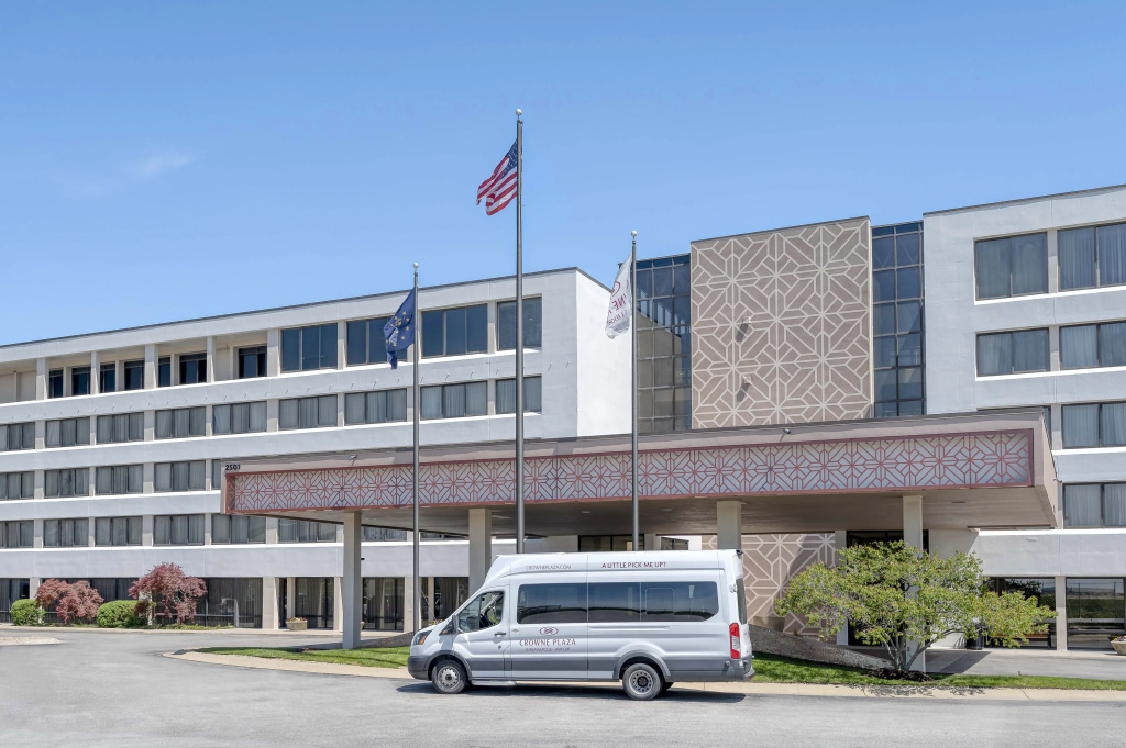 photo 1 of Crowne Plaza Indianapolis-Airport by IHG