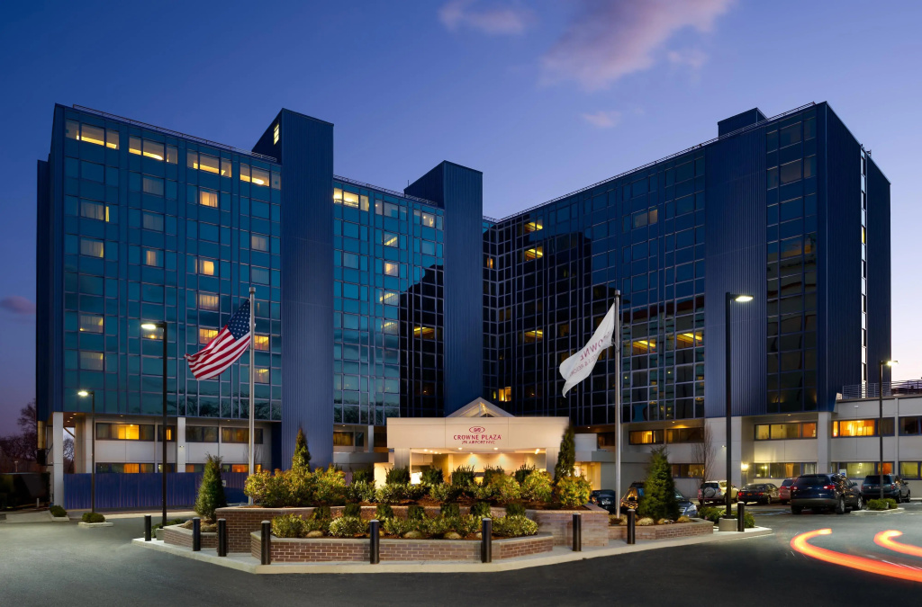 photo 1 of Crowne Plaza JFK Airport New York City