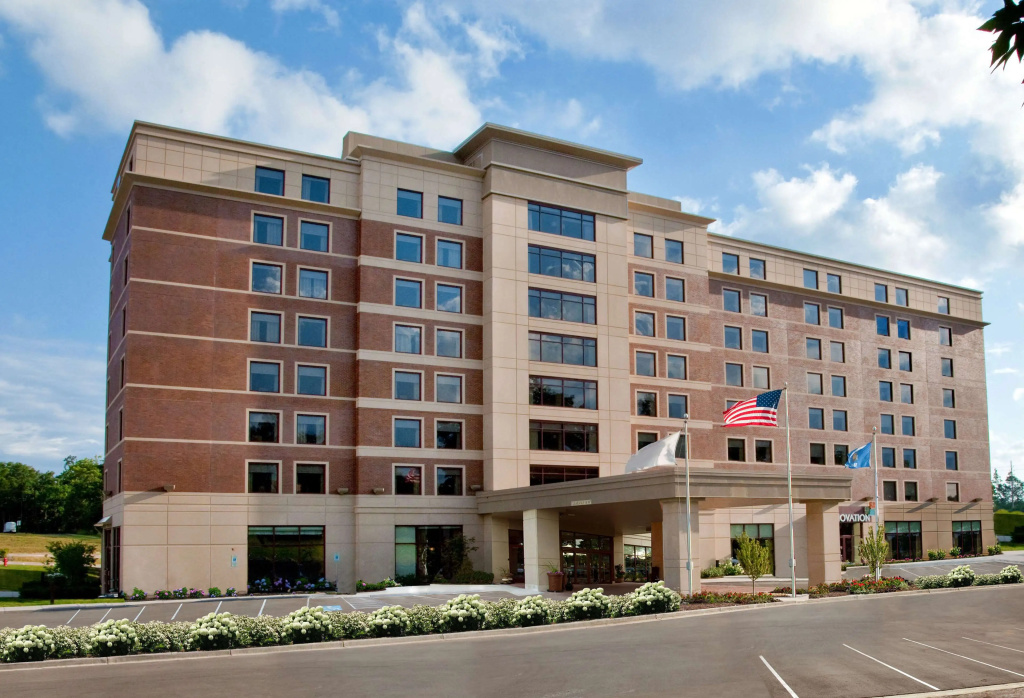 photo 1 of Sonesta Milwaukee West Wauwatosa