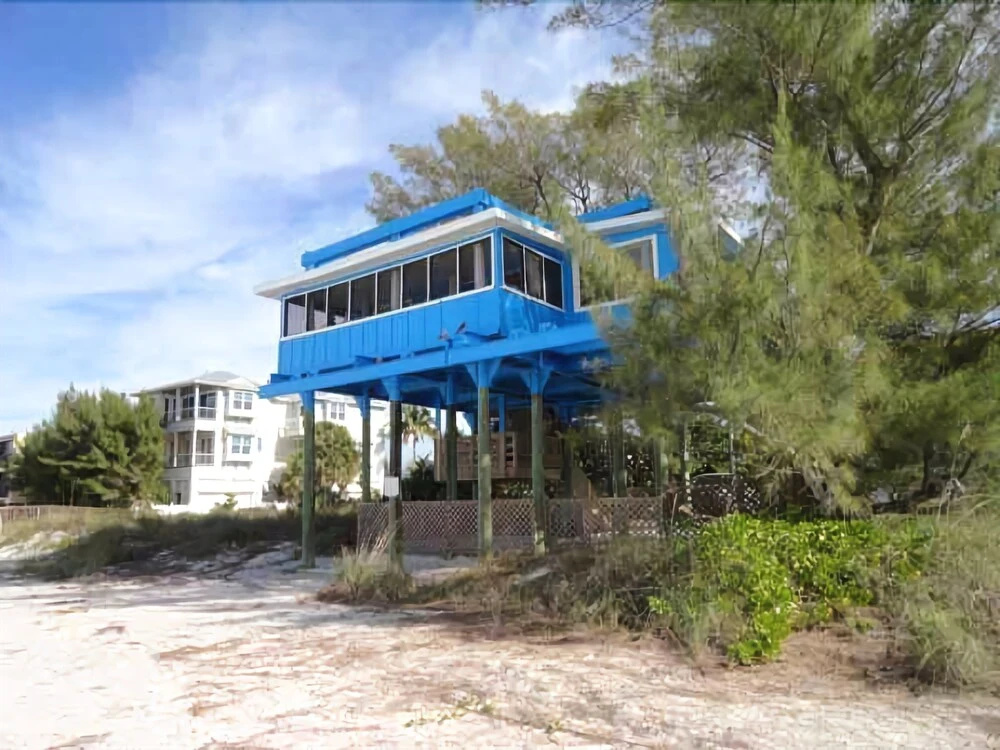 photo 1 of Crow's Nest by RedAwning