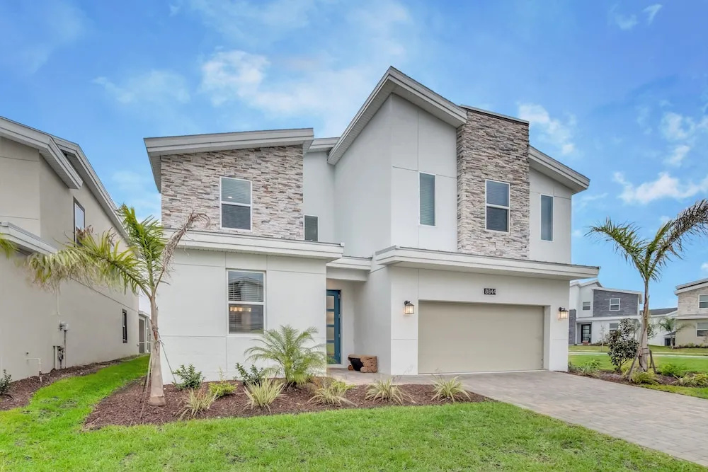 photo 1 of Cruden Villa Champons Gate 8844