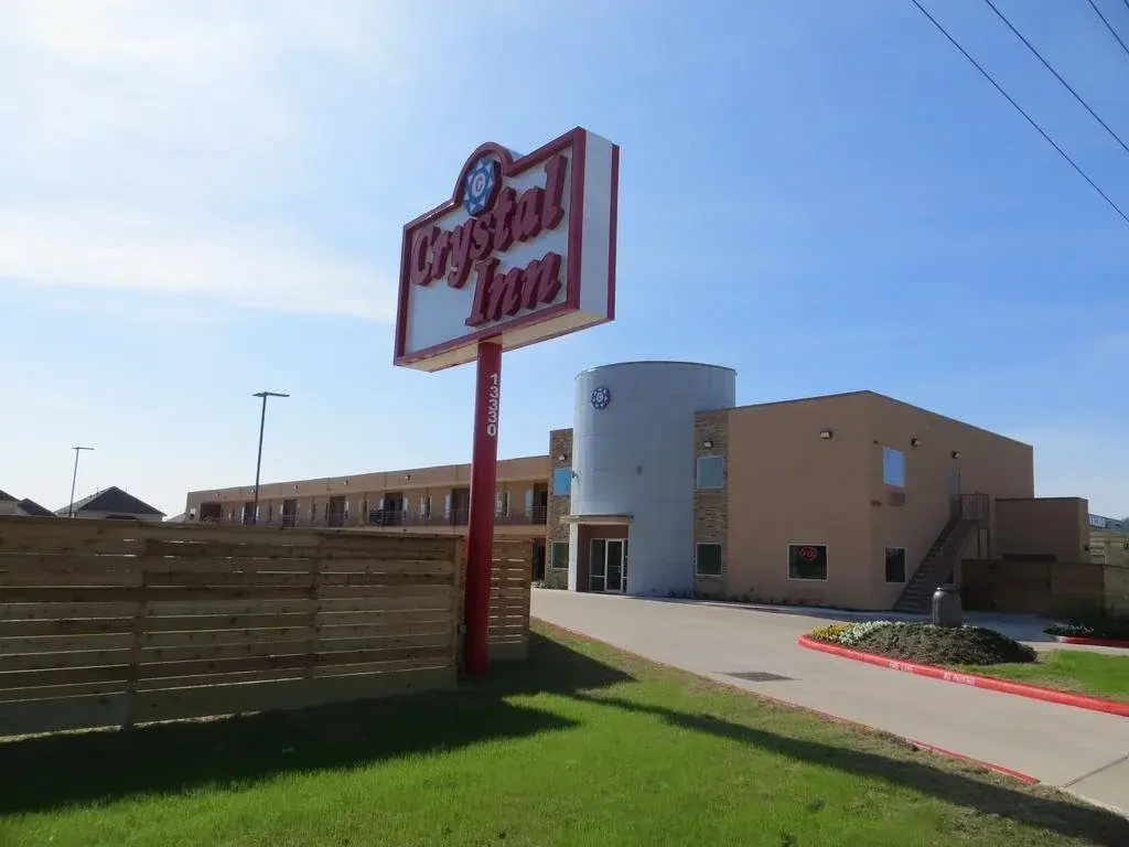 photo 1 of Crystal Inn