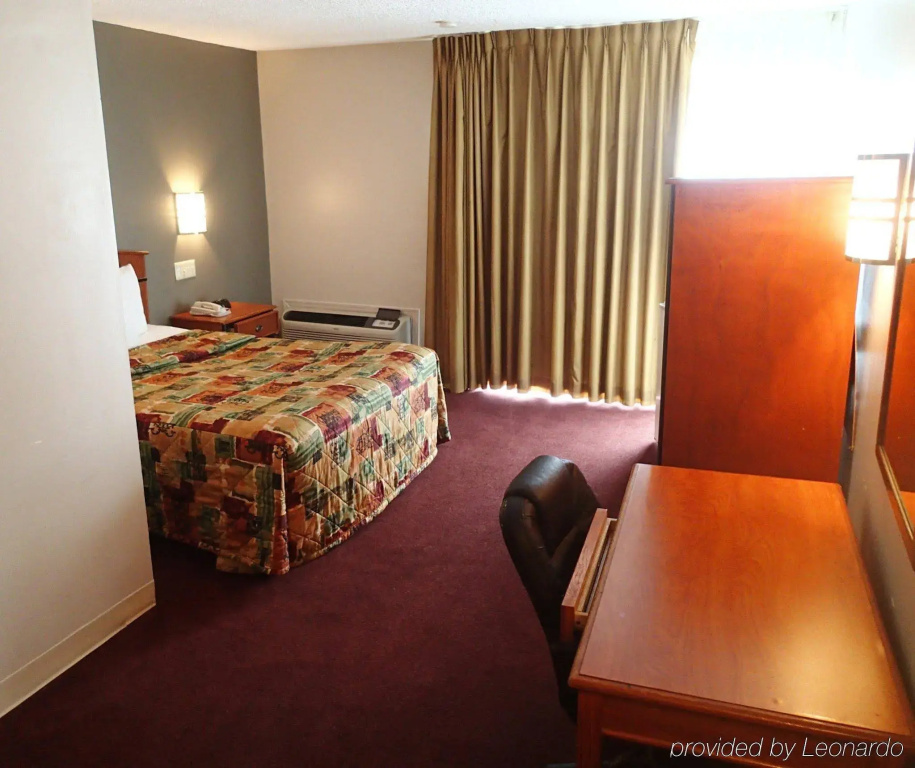 photo 1 of Crystal Inn Neptune
