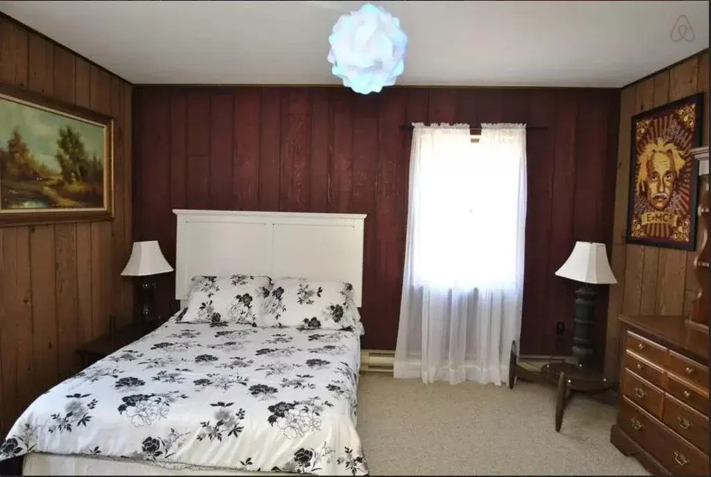 photo 1 of Crystal Ship on Blueberry Hill Home