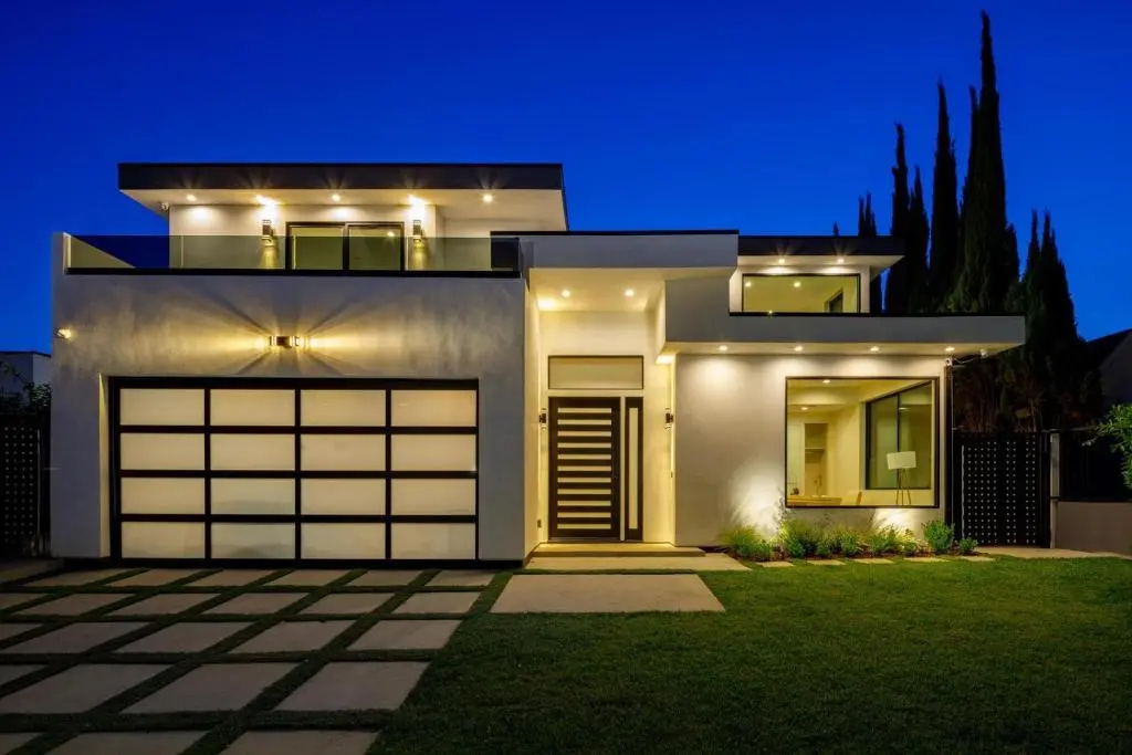 photo 1 of Curson Modern