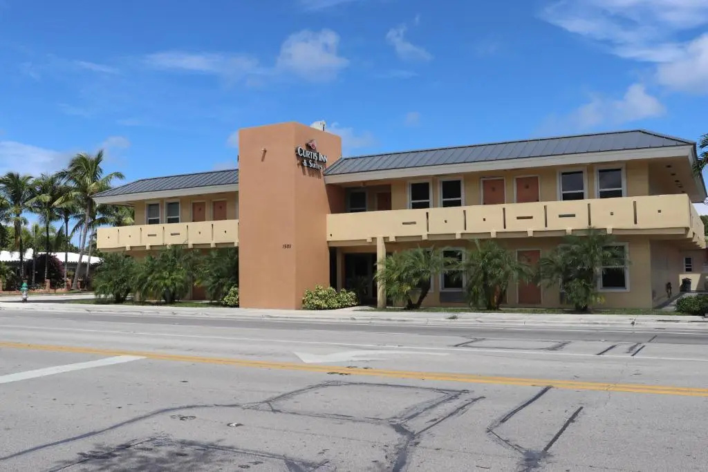 photo 1 of Curtis Inn & Suites