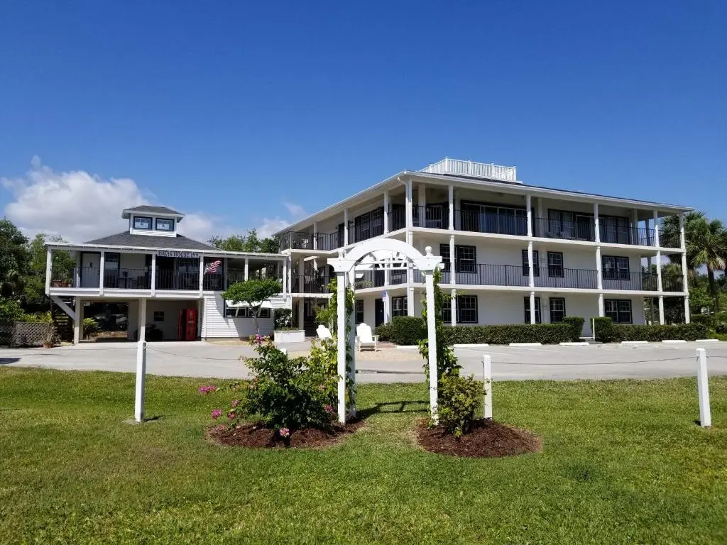 photo 1 of Davis House Inn
