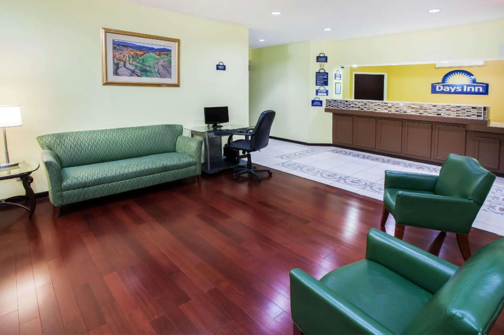 photo 1 of Halsted Inn and Suites Harvey - Chicago Southland
