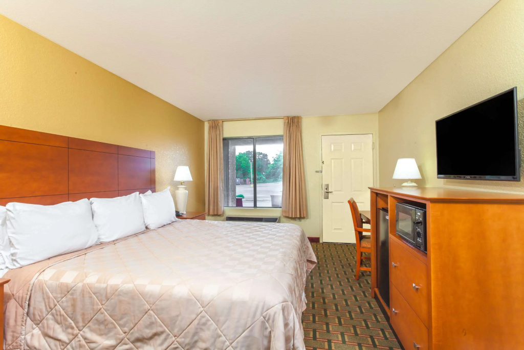 photo 1 of Days Inn by Wyndham Lebanon