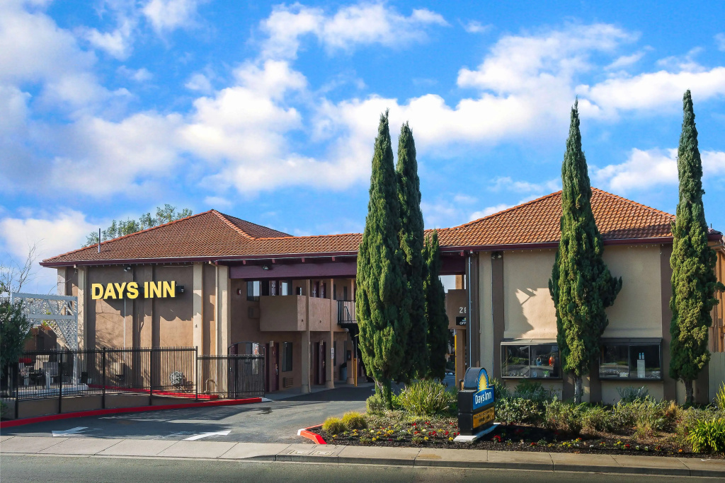 photo 1 of Days Inn by Wyndham Pinole Berkeley