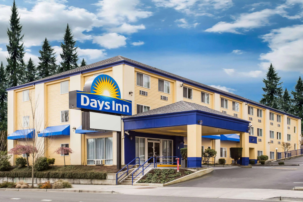 photo 1 of Days Inn by Wyndham Seattle Aurora
