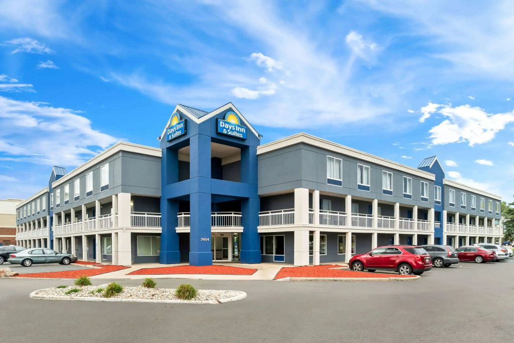 photo 1 of Days Inn & Suites by Wyndham Warren