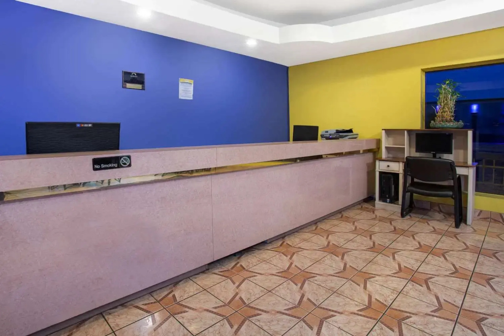 photo 1 of Days Inn by Wyndham Airport - Phoenix