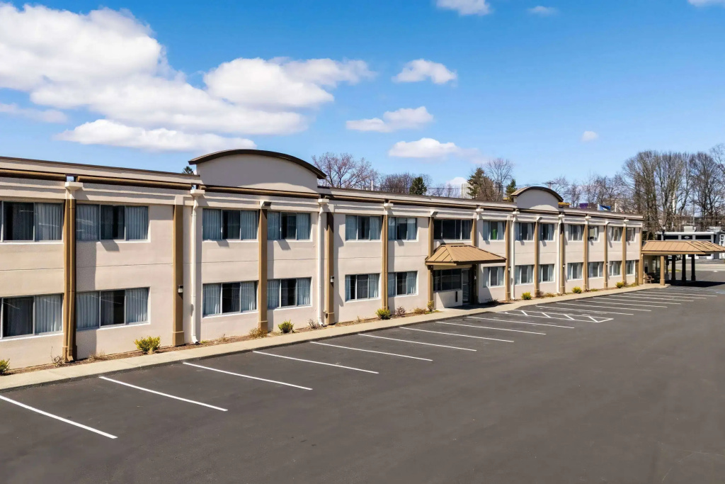 photo 1 of Days Inn by Wyndham Albany SUNY
