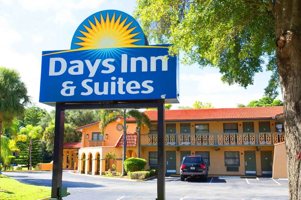 photo 1 of Days Inn And Suites Altamonte Springs
