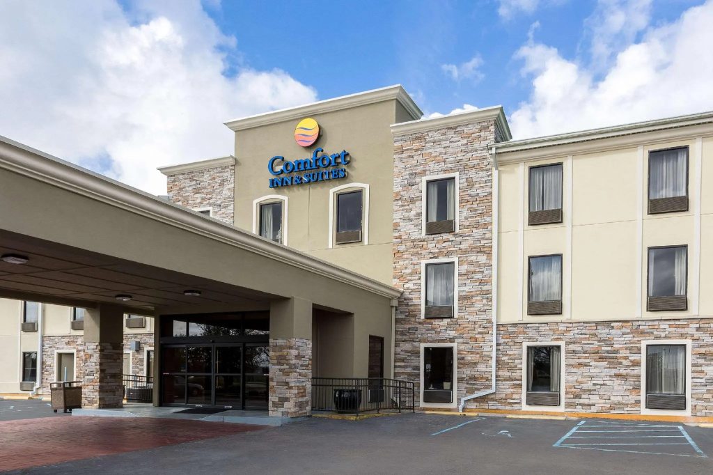 photo 1 of Sonesta Essential - Baton Rouge Airport