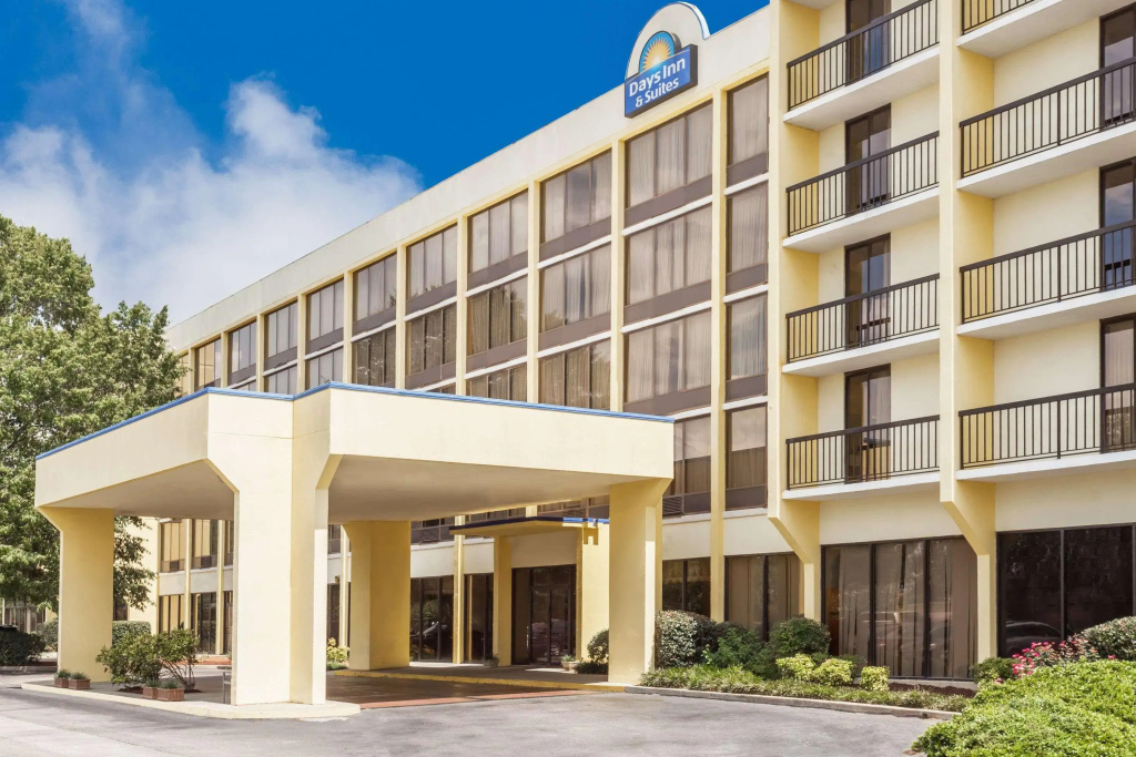 photo 1 of Days Inn & Suites by Wyndham SE Columbia Ft Jackson