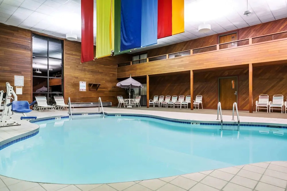 photo 1 of Days Inn And Suites Wausau