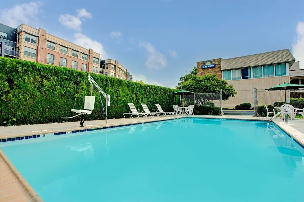photo 1 of Days Inn Arlington/Washington Dc