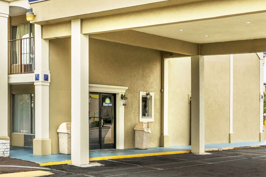 photo 1 of Days Inn by Wyndham Ashland
