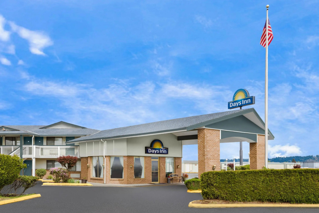 photo 1 of Days Inn by Wyndham Auburn